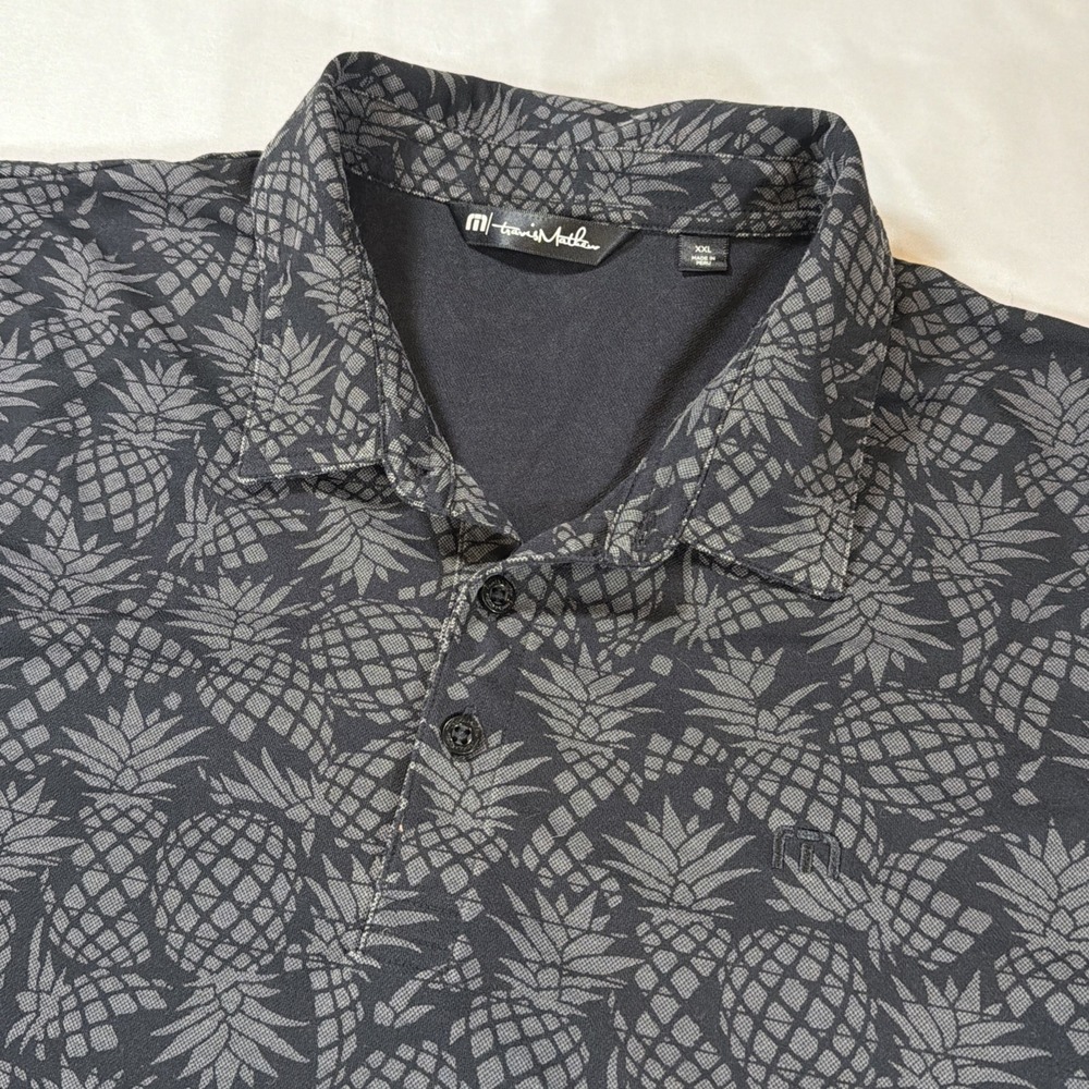 Travis Mathew Polo Shirt Mens 2XL Pineapple AOP Golf Pima Off The Cape Preppy